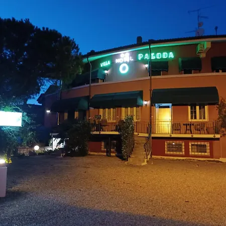 Pagoda Готель