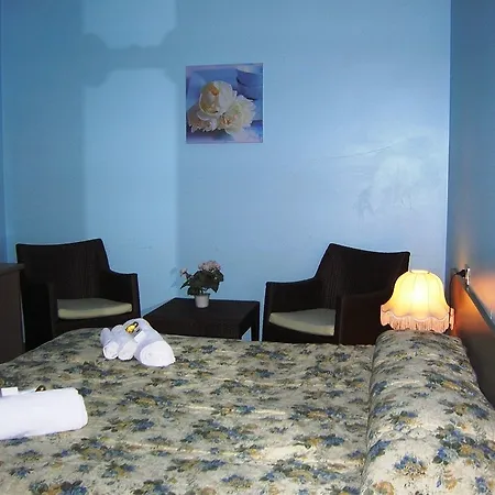 فندق Pagoda 2*