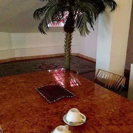 Pagoda Hotel 2*